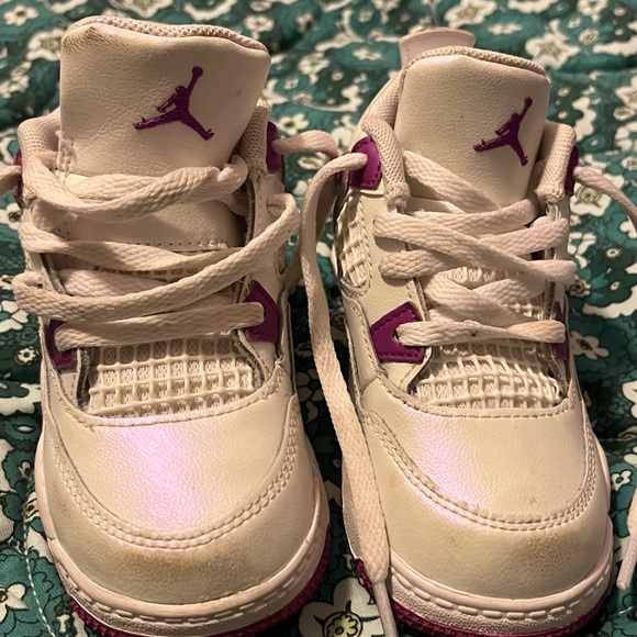 Nike Jordans Toddler 8c AJ 4 Retro Hyper Violet Shoes - Picture 2 of 4